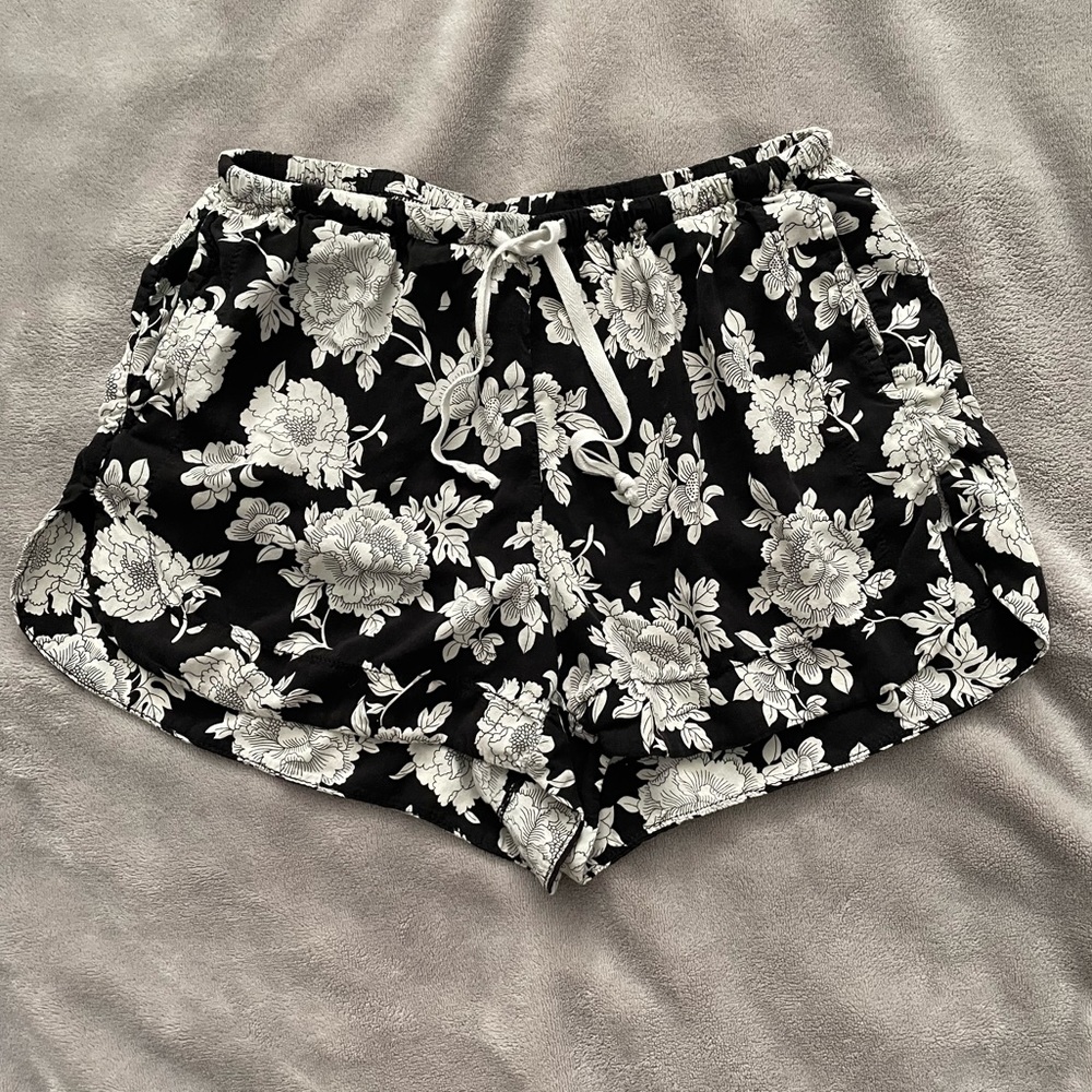 Brandy Melville Patterned Shorts